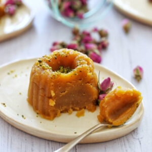 طرز تهیه حلوا زعفرانی با آرد برنج