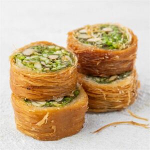 طرز تهیه باقلوا شعریه ساده و قالبی