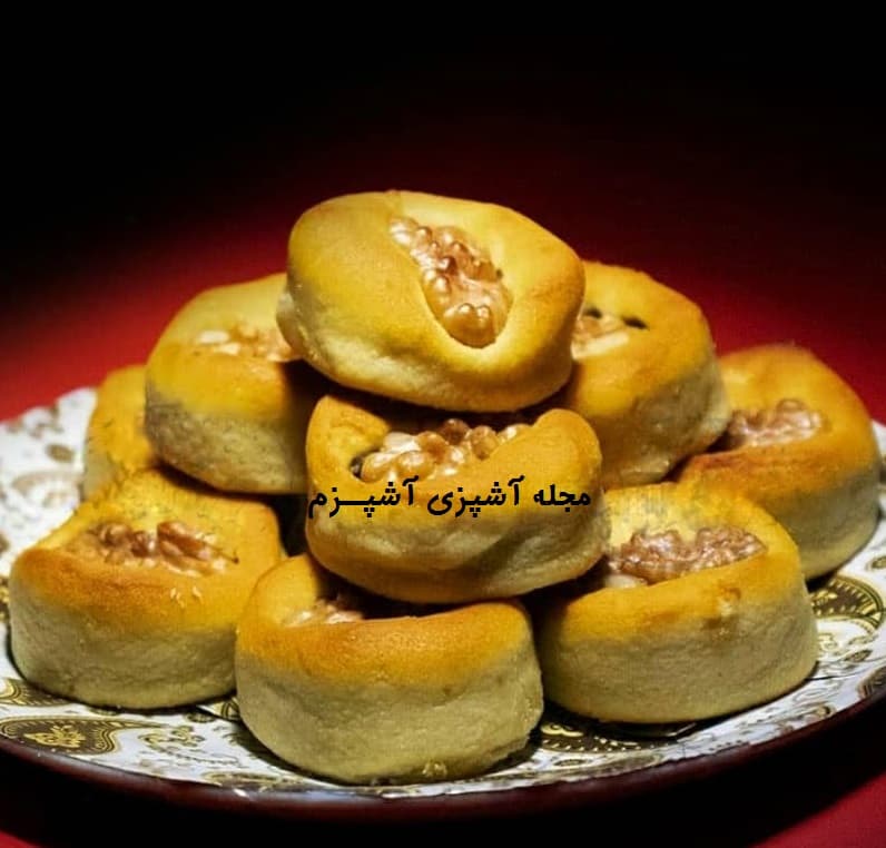 طرز تهیه نان خرمایی کرمانشاهی با روغن مایع